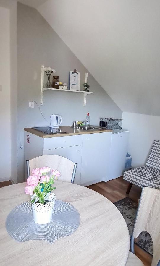 Apartman Lena Tusilovic Екстер'єр фото