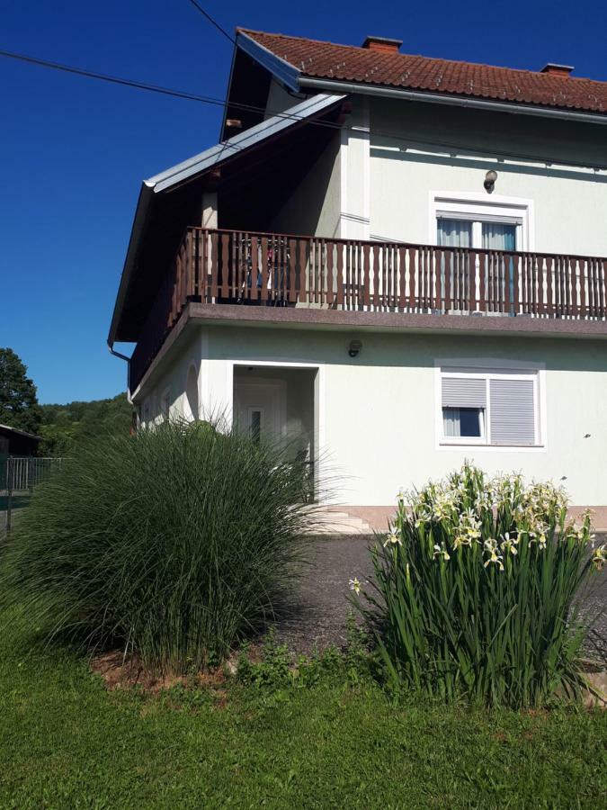Apartman Lena Tusilovic Екстер'єр фото